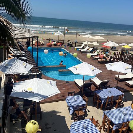 The Point Mancora Beach Екстериор снимка